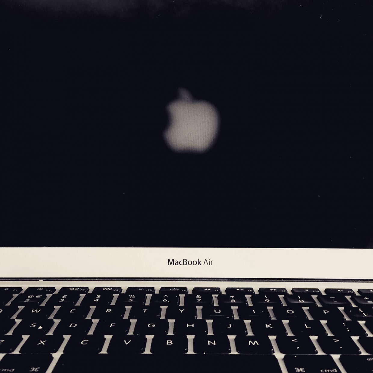 The Ghostly Appearance of the Reversed Apple Logo