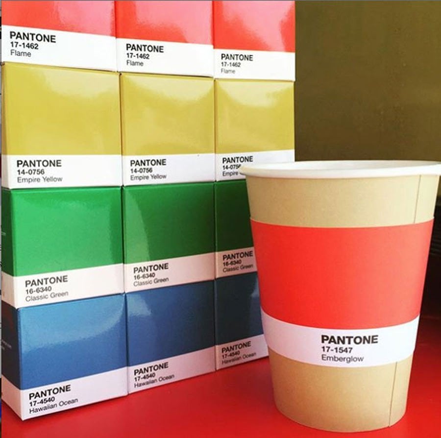 Pantone Cafe